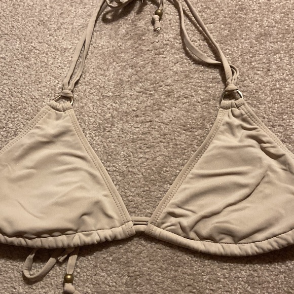 Tan color bathing suit - Picture 2 of 12